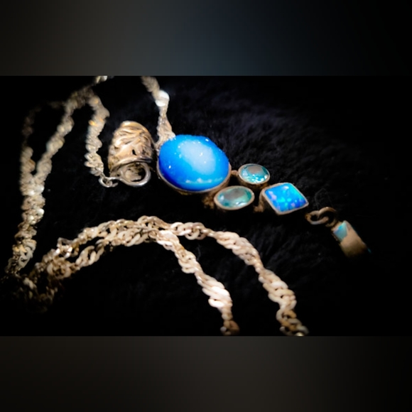 LARGE MYSTERY BOX Vintage + Antique Jewelry - Bracelets, Brooches, Necklaces - Picture 3 of 10